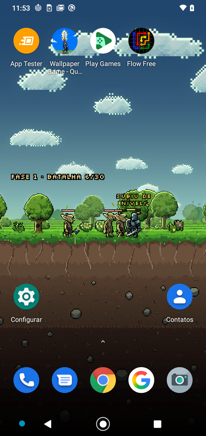 Captura real do Android: o Cavaleiro batalha no cenário em pixel art, atrás dos ícones da tela inicial.
